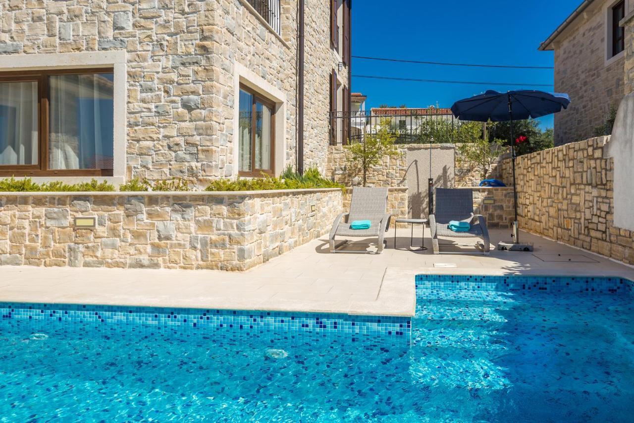 Villa Lurda Linardici Krk 外观 照片