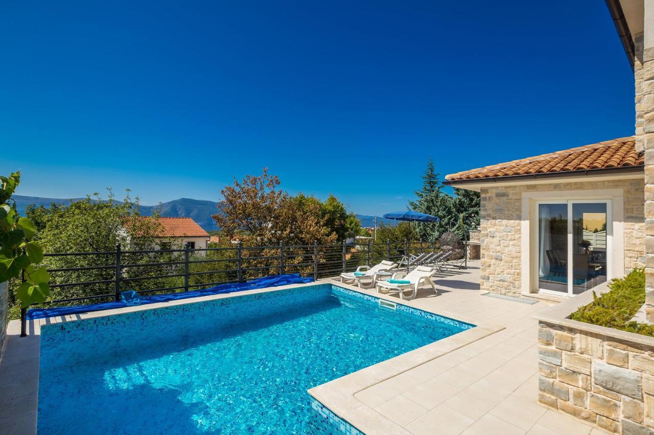 Villa Lurda Linardici Krk 外观 照片