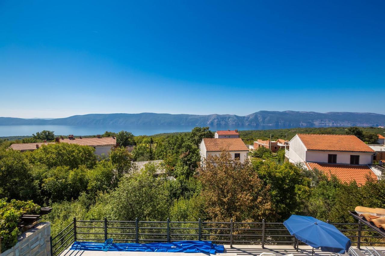 Villa Lurda Linardici Krk 外观 照片