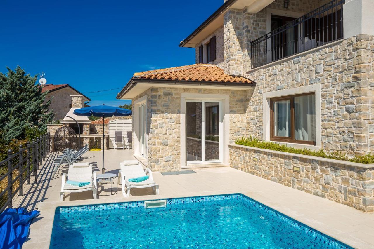 Villa Lurda Linardici Krk 外观 照片